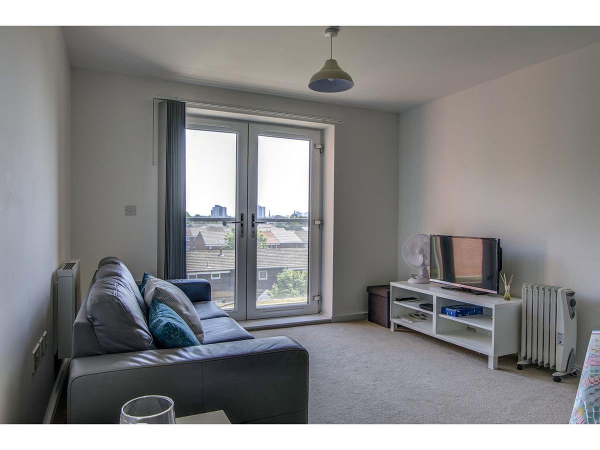 Large, Spacious And Modern Apt For 4 In Manchester Exterior foto